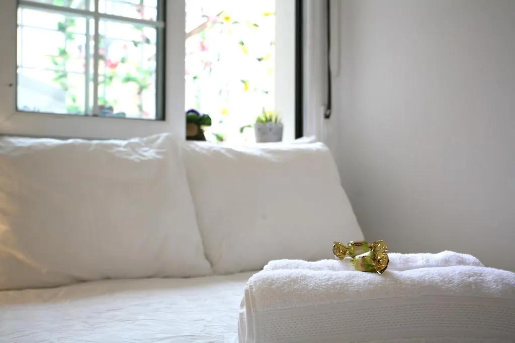 Enric Granados 17 Apartment Barcelona 0*,  Spain